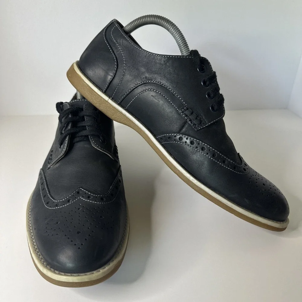 Clarks men size